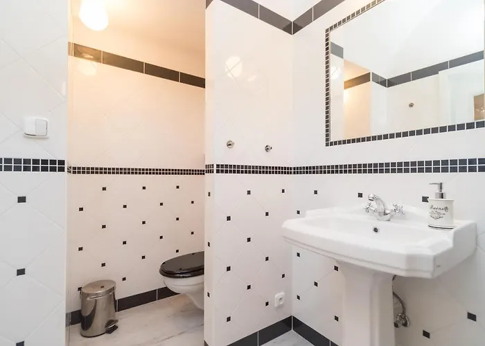 Budyne Ii. Appartement Budyne nad Ohri